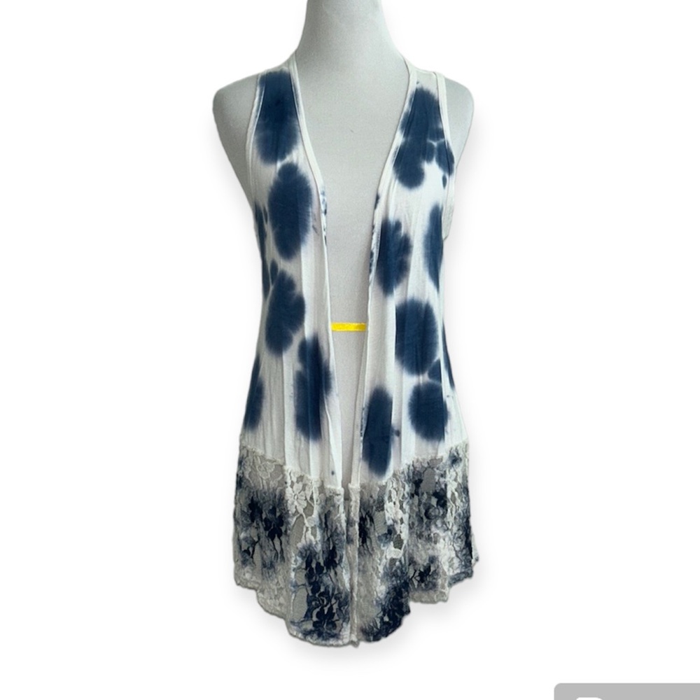 T party women’s medium tie dye vest
